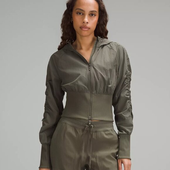 lululemon Ruched Ribbed-Waist Jacket Army Green Sz xl - Picture 1 of 6